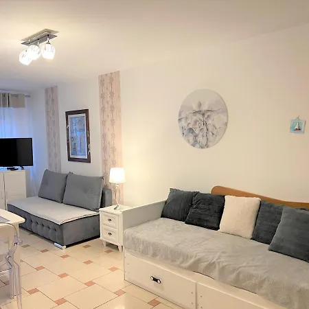 Apartament Reksor *